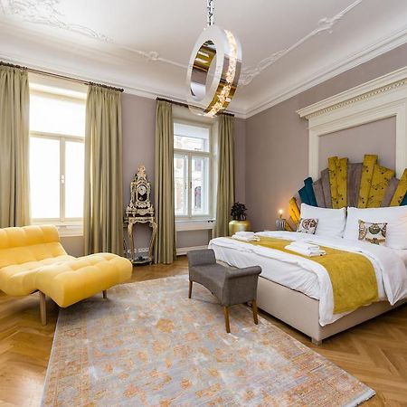 Grand Central Residence By Tkc Prague Exterior photo