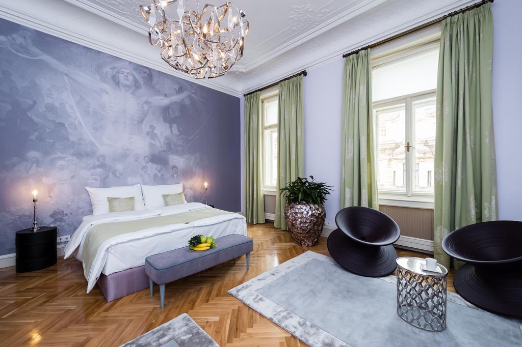 Grand Central Residence By Tkc Prague Exterior photo